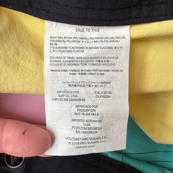 Volcom Board Shorts Black Yellow Pink Liberators V-ENT Surfing Beach SZ 28 #2502 - Picture 7 of 11